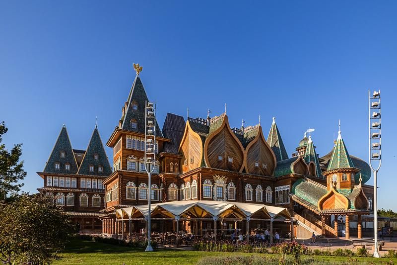 Горожан и туристов приглашают на майские экскурсии и лекции проекта «Москва. Традиции. Люди»