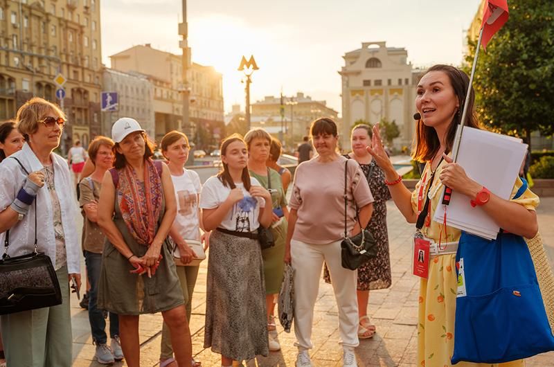 Участники районных экскурсий по Москве получат туристические паспорта